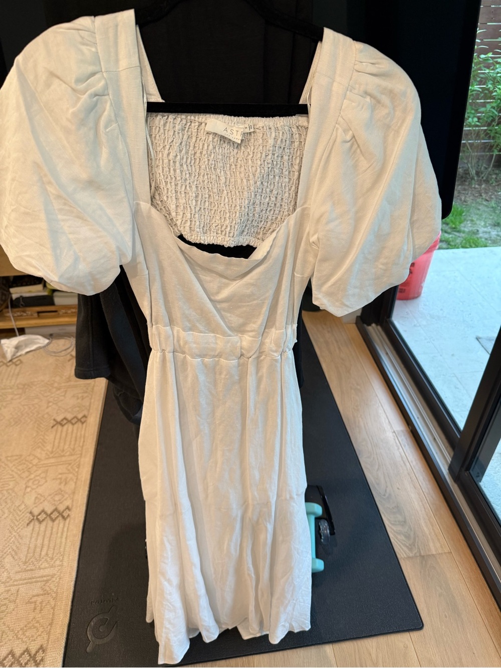 Astr White Puff-Sleeve Midi Dress with Smocked Back